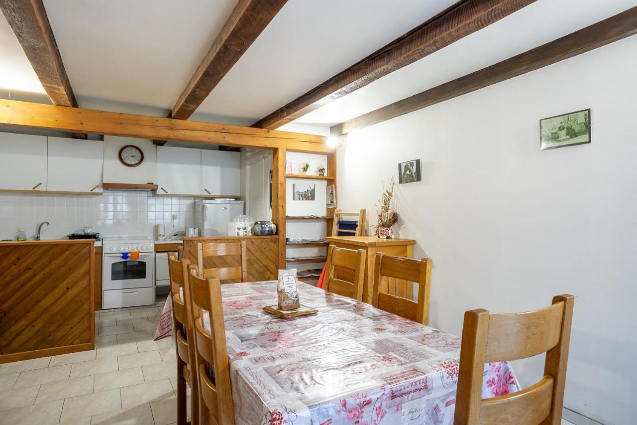 Gite Les Marmottes Tremouille  Extérieur photo